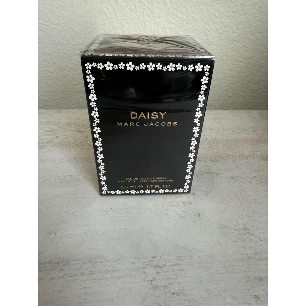 NIB Marc Jacobs Daisy EDT 1.7oz